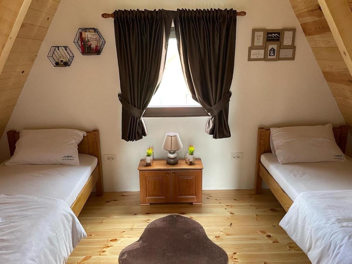 Lux Villas Zabljak Esterno foto